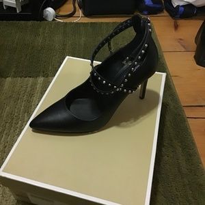 Michael Kohrs - Jeannie Studded Heels